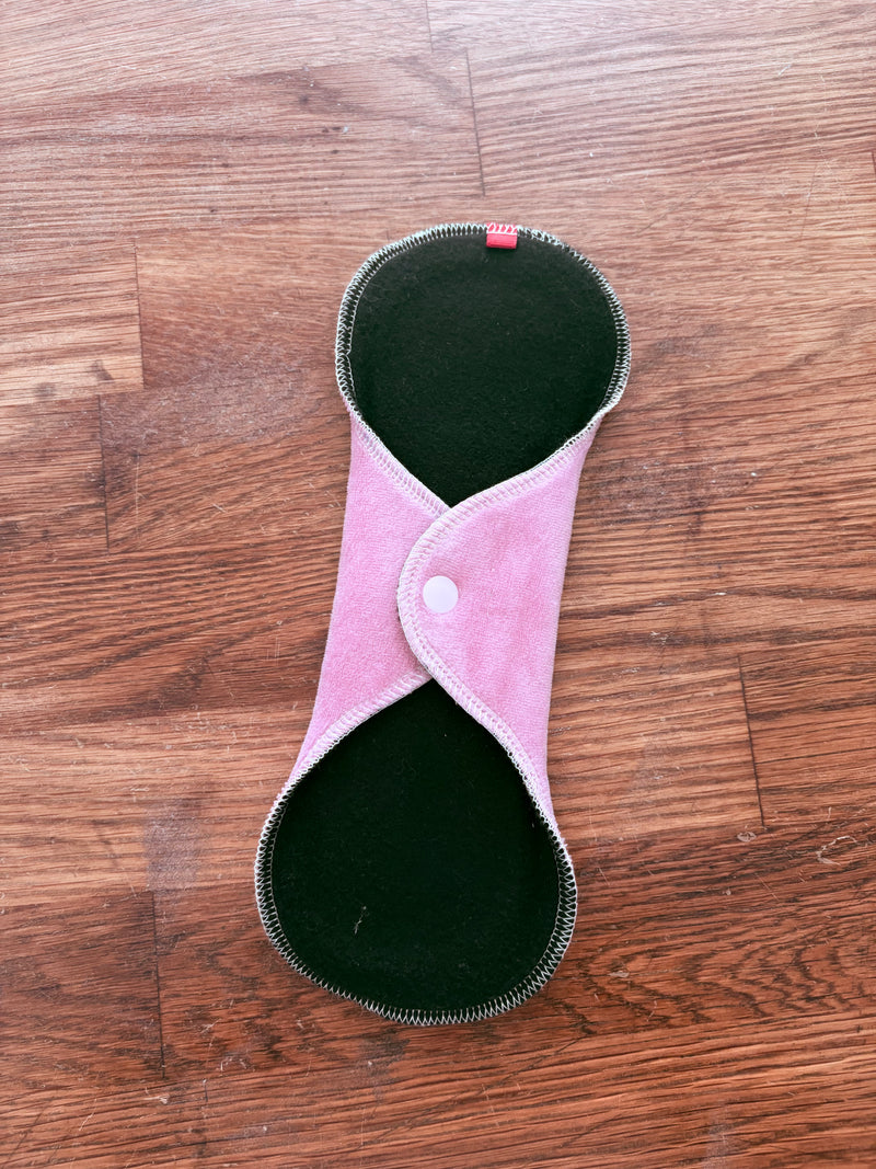 10” moderate flow cloth “stuff’s about to go down”