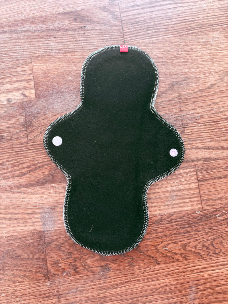 10” moderate flow cloth “stuff’s about to go down”