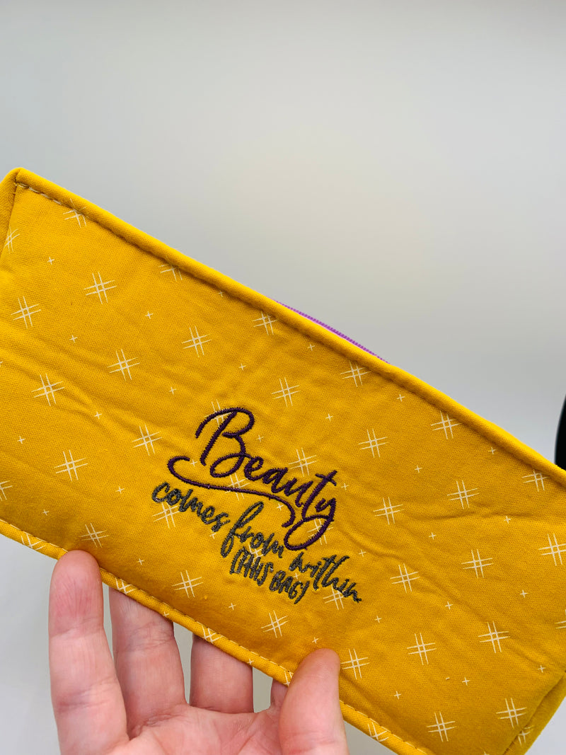 WET boxy bag with zipper and tabs