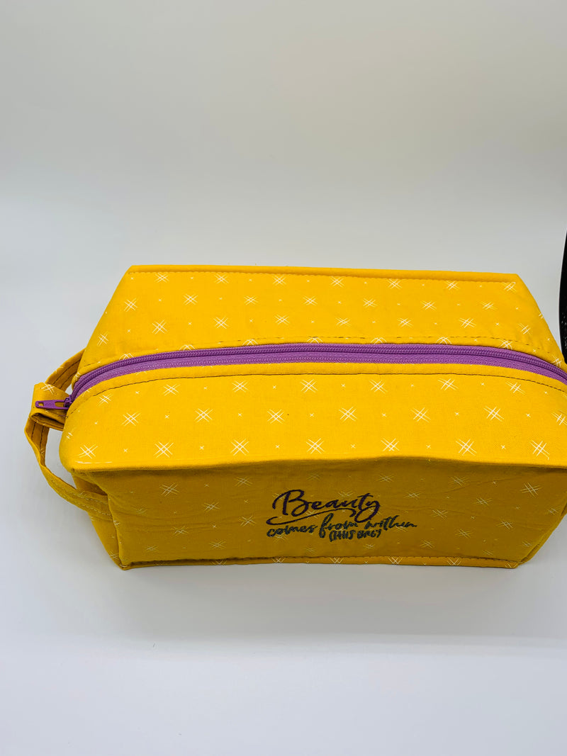 WET boxy bag with zipper and tabs