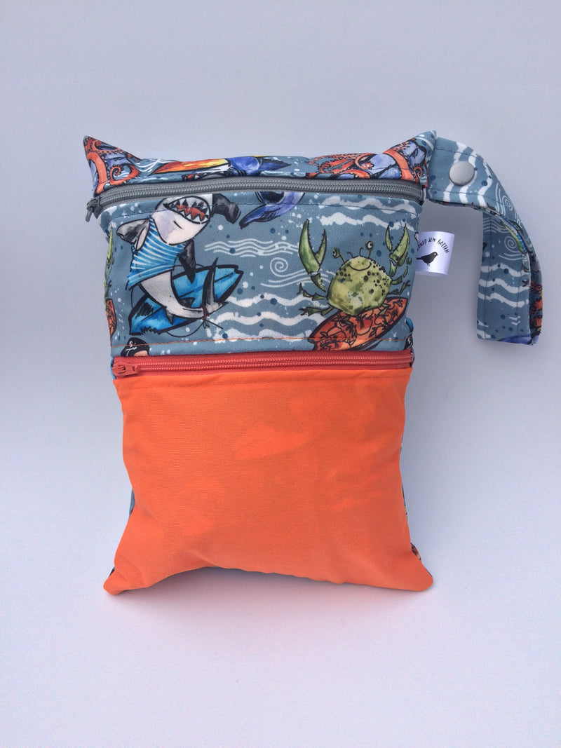 Dual pocket PUL zippered wetbag