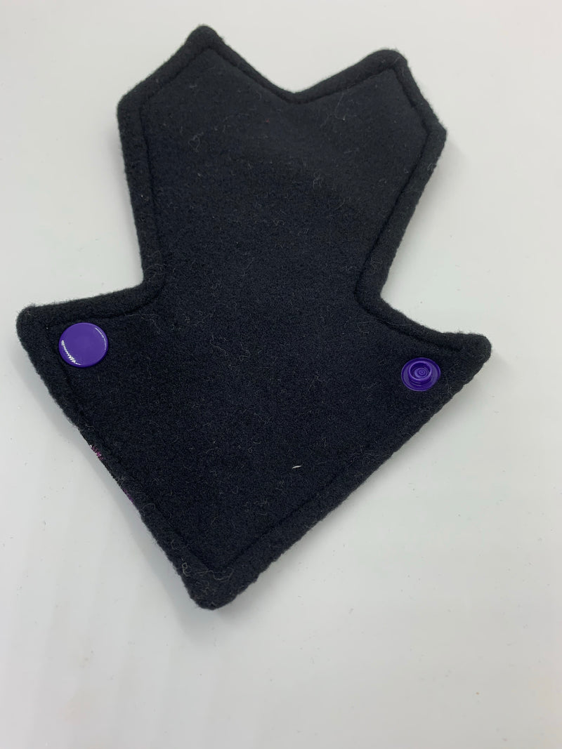 7” thong liner