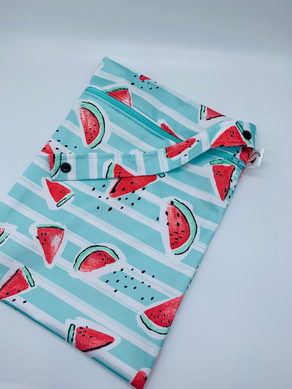 Single pocket laundry bags